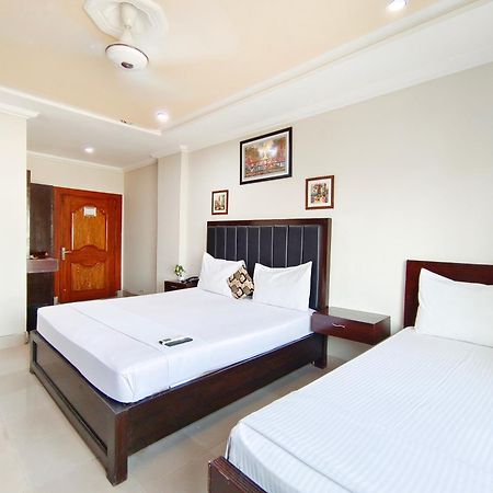 Hotel Crown Inn ملتان المظهر الخارجي الصورة