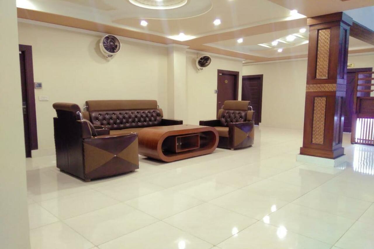 Hotel Crown Inn ملتان المظهر الخارجي الصورة