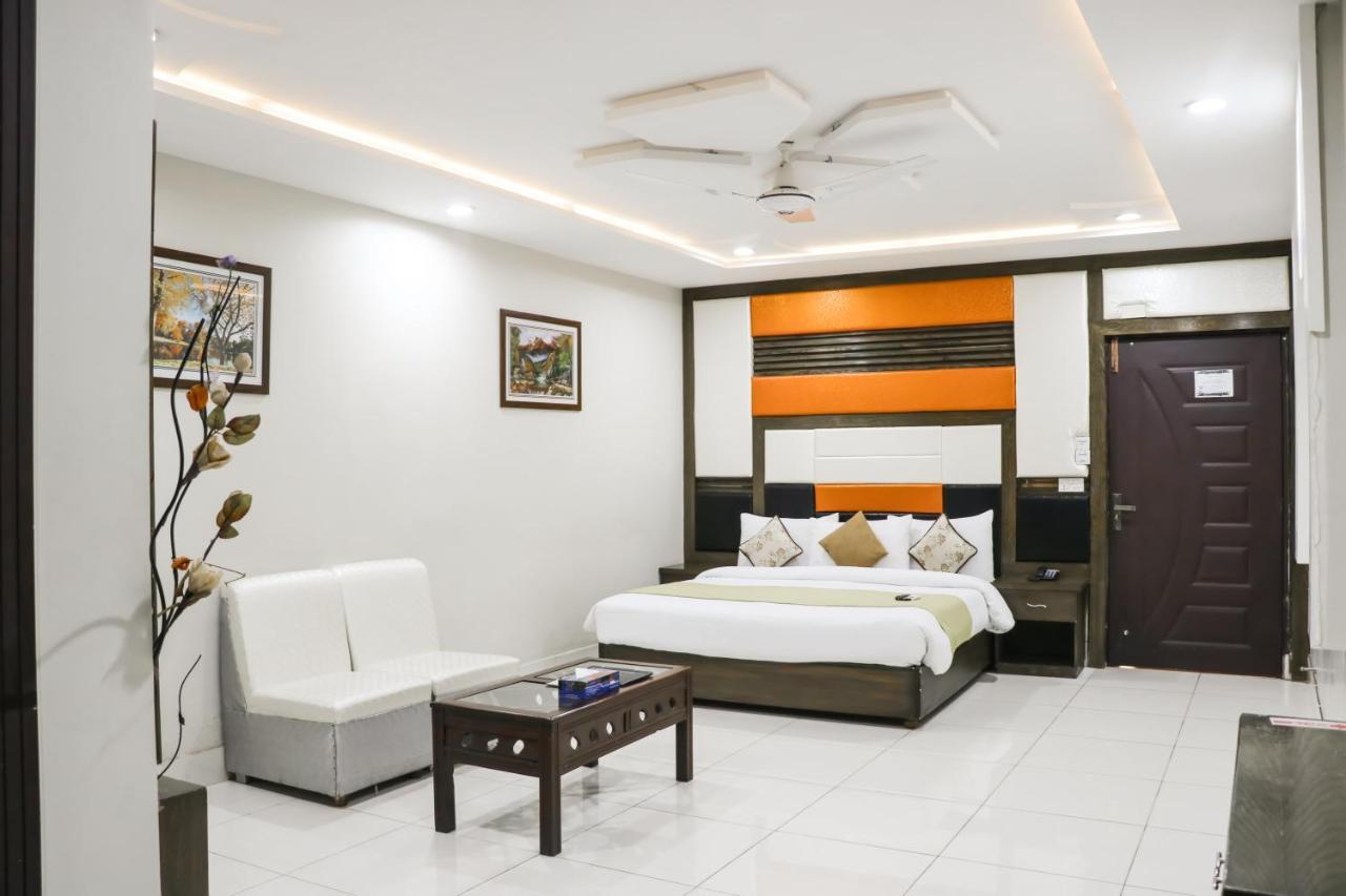 Hotel Crown Inn ملتان المظهر الخارجي الصورة