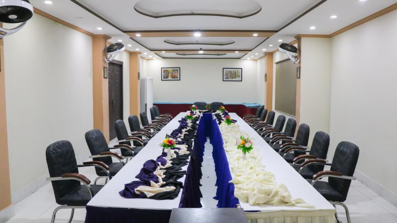 Hotel Crown Inn ملتان المظهر الخارجي الصورة