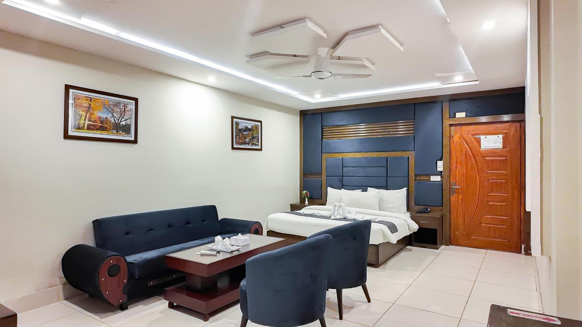 Hotel Crown Inn ملتان المظهر الخارجي الصورة