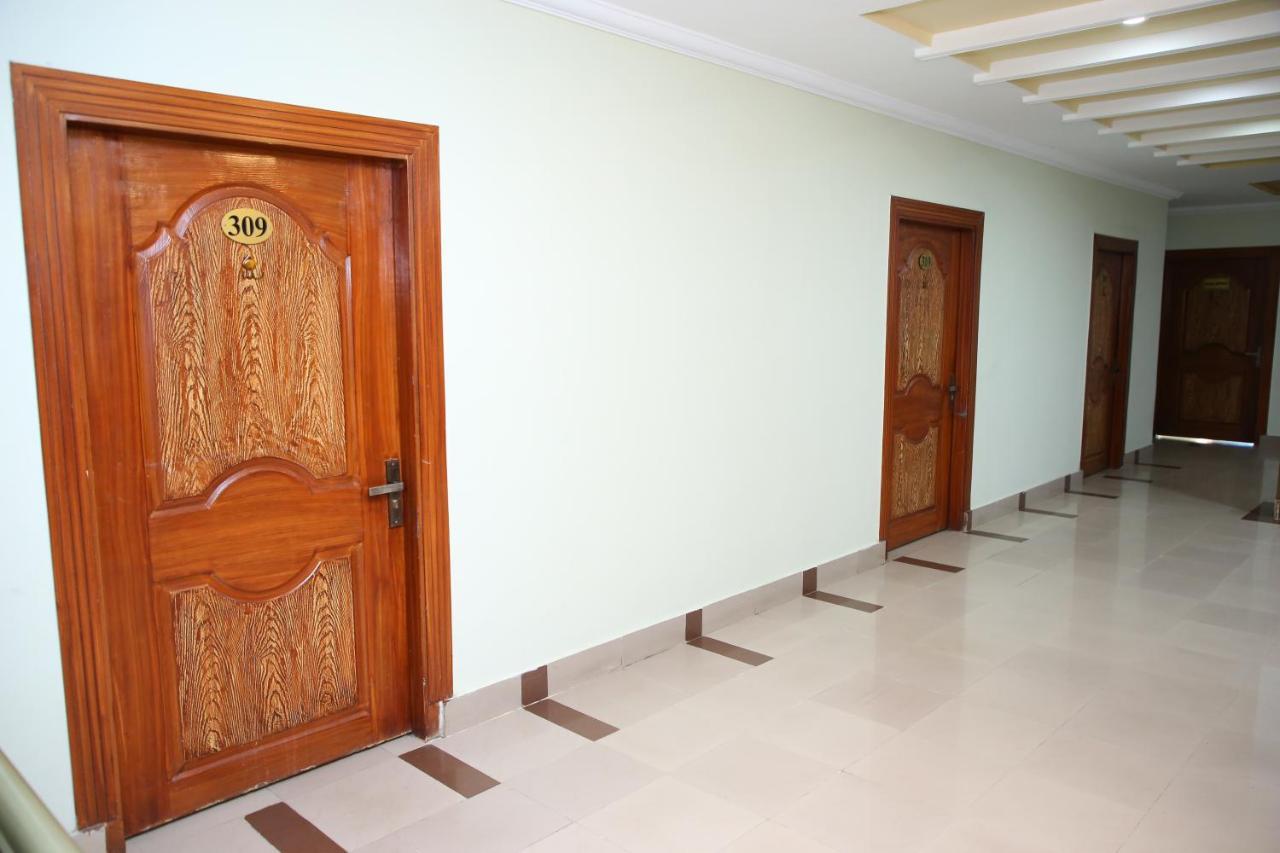 Hotel Crown Inn ملتان المظهر الخارجي الصورة