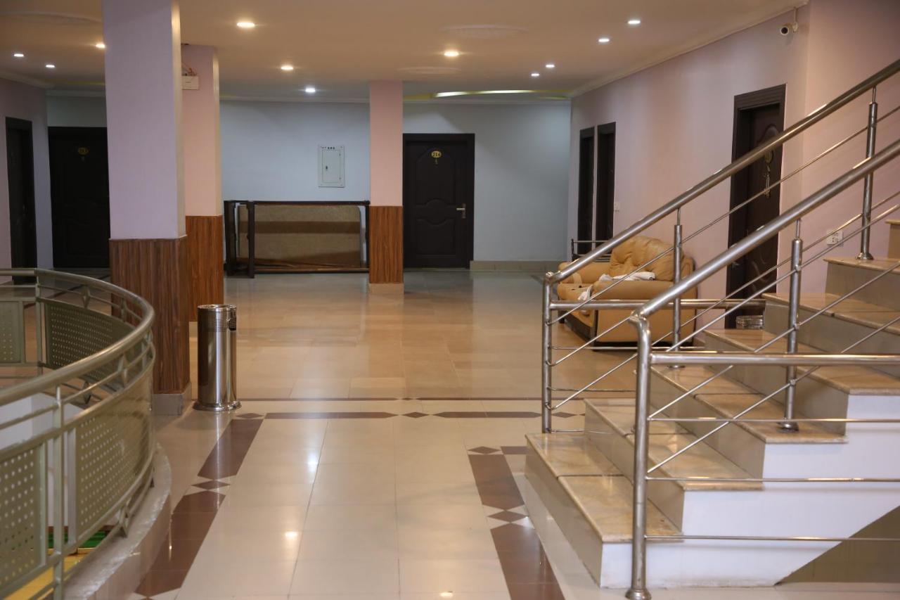 Hotel Crown Inn ملتان المظهر الخارجي الصورة